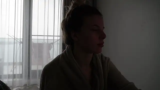 evy_miu - Evy_miu's free webcam - UK Sex Cams