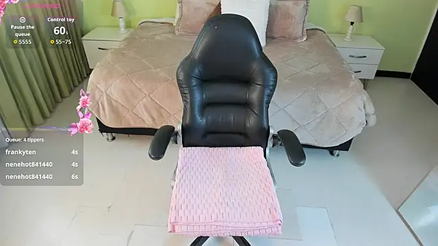 Celeste_Rous__ webcam