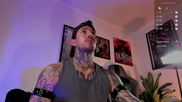 tigerstripes1_ - TigerStripes1_'s free webcam - UK Sex Cams