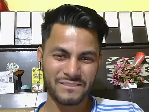 Stubborndesiboy webcam