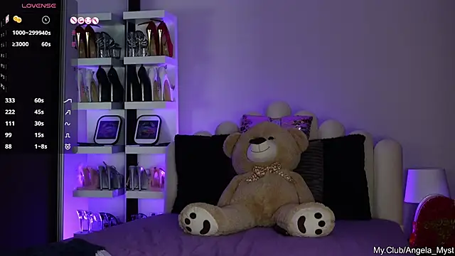 angela_myst (Ask my age) - Play With Tits