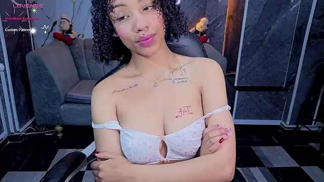 Violeth_b live sex cam