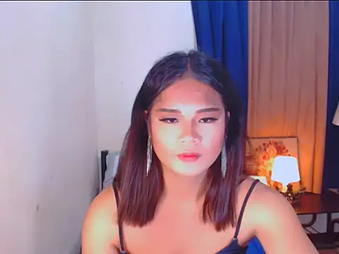 SWEETBELLA69 webcam