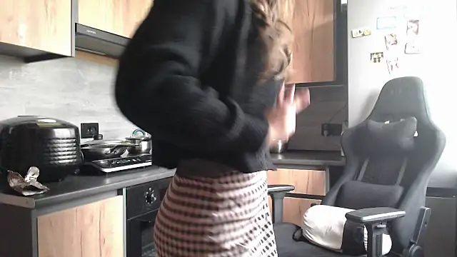 delightful_sofi webcam