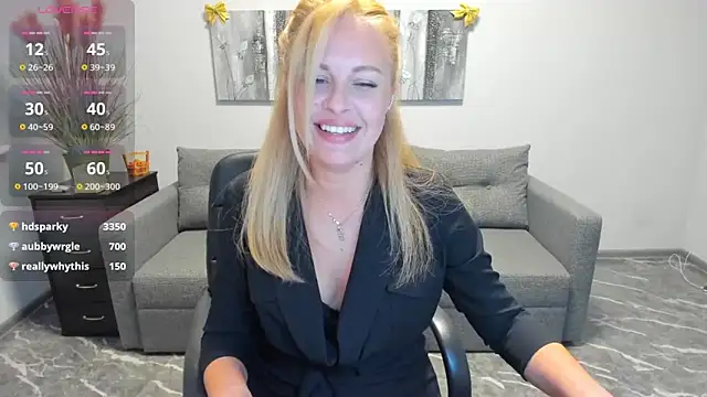 Mira_Whites - Live Cams