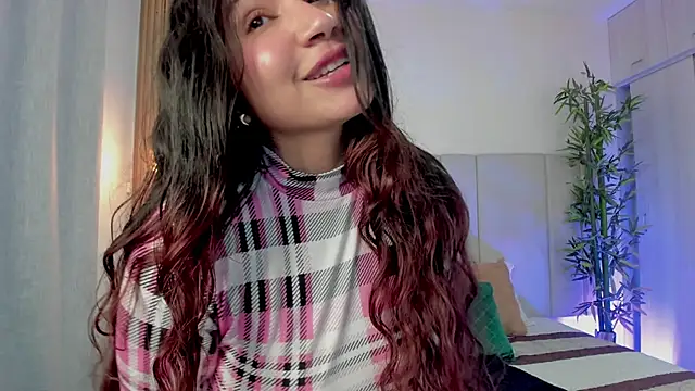 Victoria_Rosee webcam