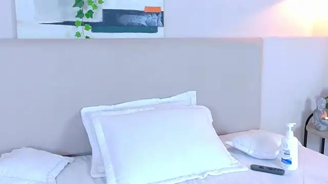 violetbloomm (F teen) - Good morning, Violet