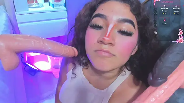 little_valentinaa webcam