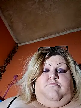 ducicsajsziii webcam