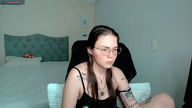 lexalove_doll webcam