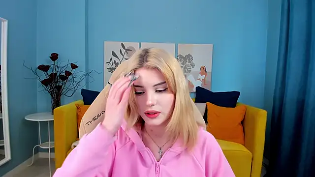 ScarletBlackwood webcam