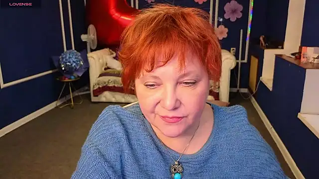 Kira_Kingslee webcam