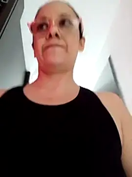 nicolle_milf1978 webcam