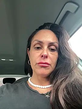 amandaart (Ask my age) - 2’ succhia clitoride+hot video LT