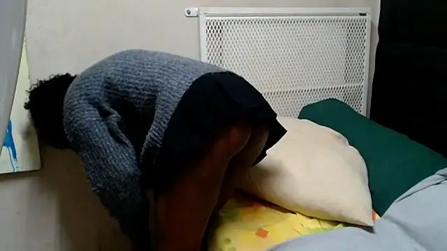 SlenderMatureMilfx webcam