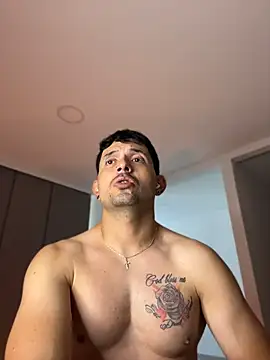 TroyeSavage webcam