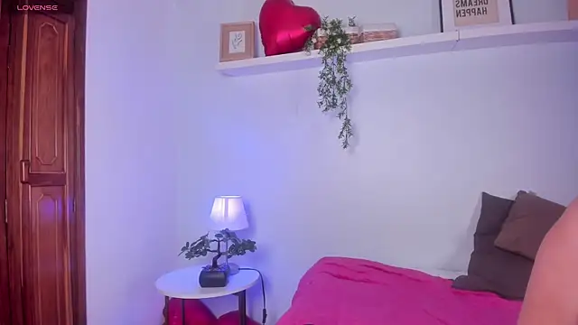 cuttie_blondie webcam