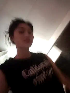 Saryloveparadise webcam