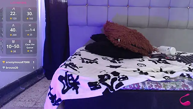 charlotte_brawn webcam