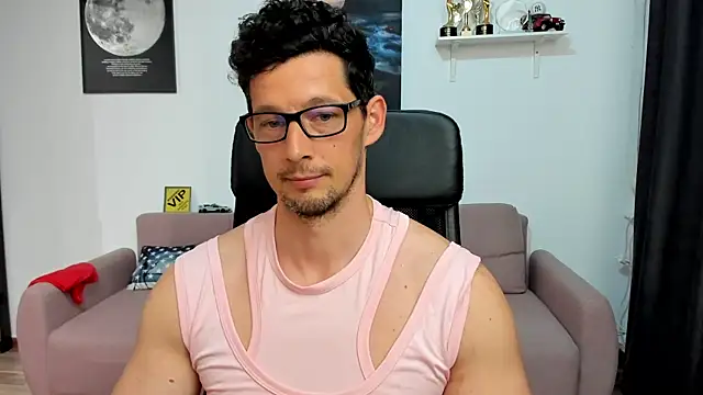 brutusk08 (Ask my age) - Make me smoke and bust that load !