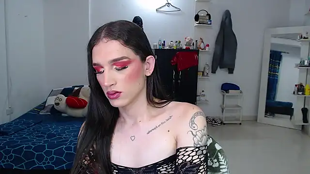 Playwithlulut77 webcam