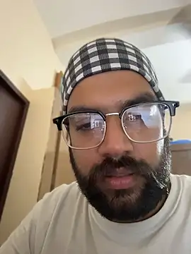 Arsh_Loves_Luv webcam