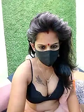 tinaa_baby - Tinaa_baby's free webcam - UK Sex Cams