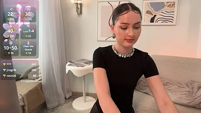 lessielean (F teen) - cut this pantyhose