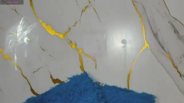 scarlet_brown_hh webcam