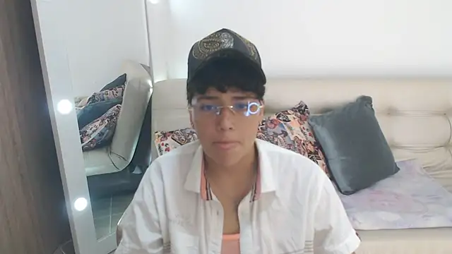 BlakeTaylor21 webcam