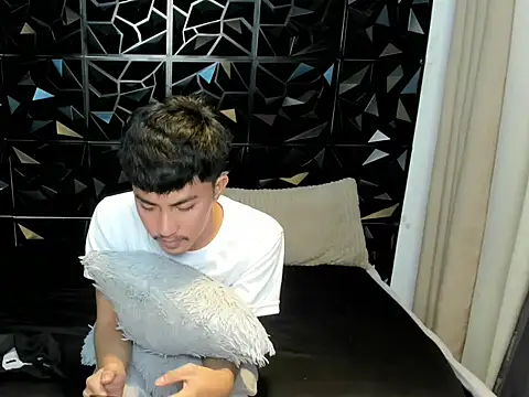 roberthugecock webcam