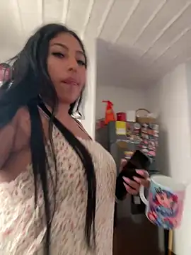 emmyjhonson07 webcam