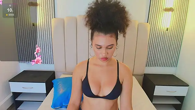 Celesste_doll webcam