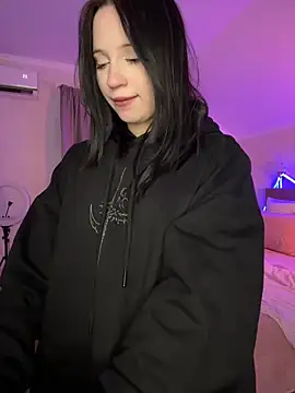 YourLittleDevil webcam