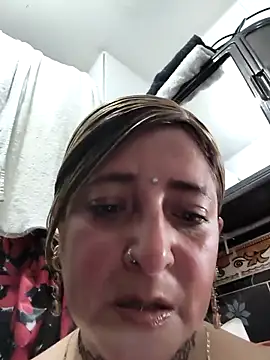 AlexadraJones3453 webcam