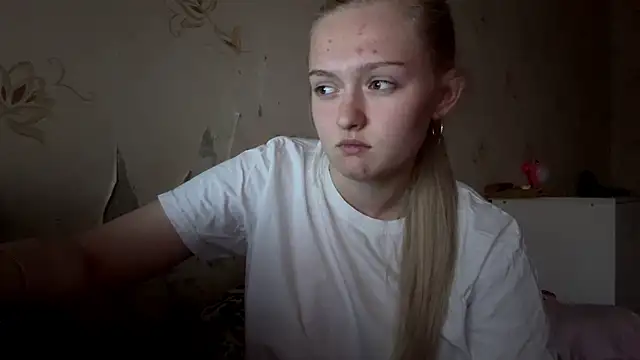 Sophia_Blonde webcam