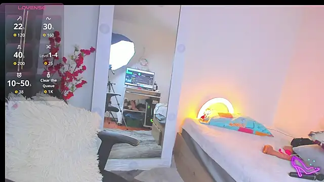 SharonVelvet webcam