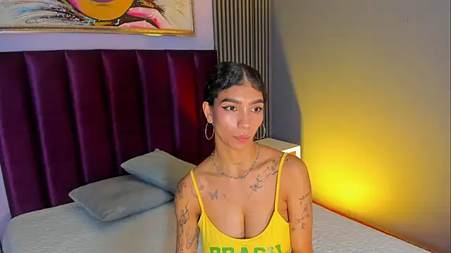 LauraAristizabal webcam