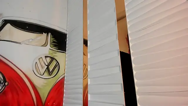 scarlett__fox__ (F young) - TWEEZERS ON THE NIPPLES