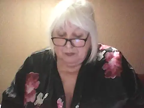 alexia64231 - Alexia64231's free webcam - UK Sex Cams