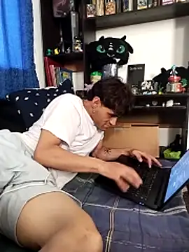 AoA-BoyStudent webcam