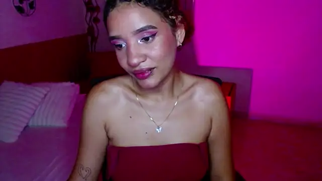 Alice_Grinnerk webcam