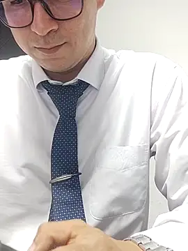 MrSecretSuit live sex cam