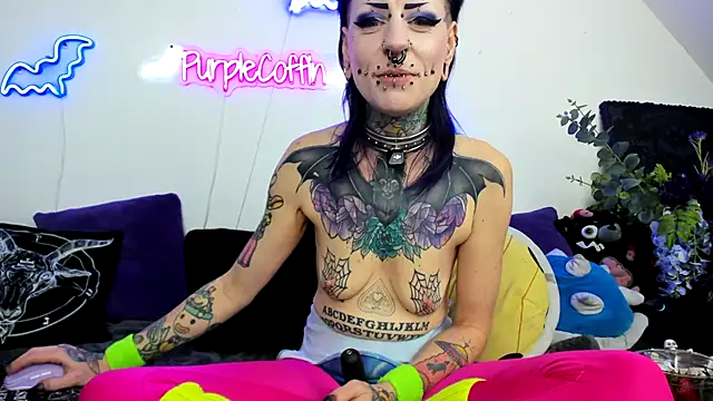 Purple_Coffin666 webcam