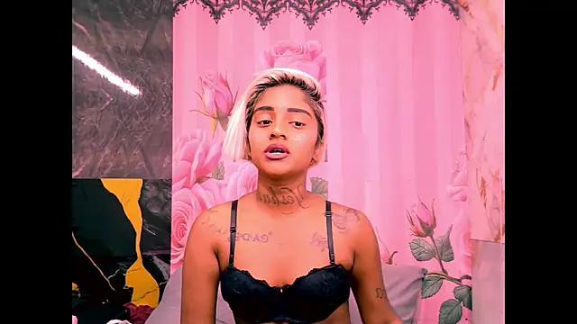 indian_barbie webcam