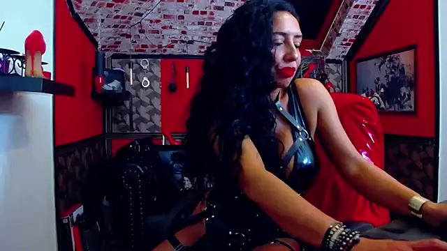 DommeBellatrix webcam