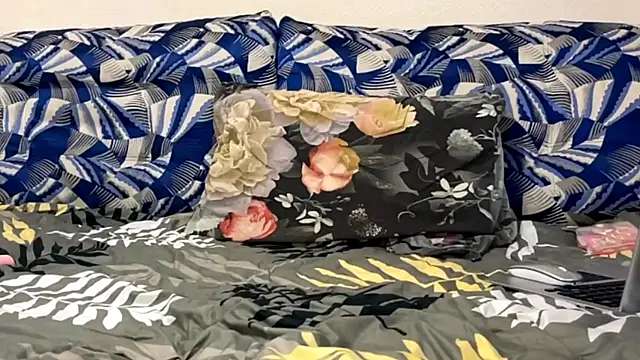 RenataBrought webcam