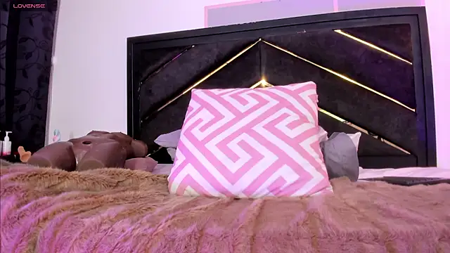 april_jones05 webcam