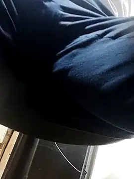 mrsecretsuit (Ask my age) - big load cum now