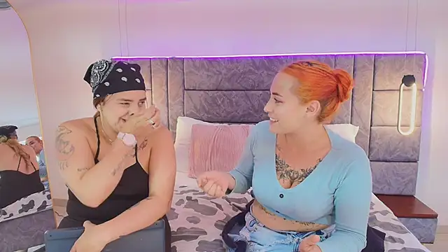 Dakota_Megan_69 webcam